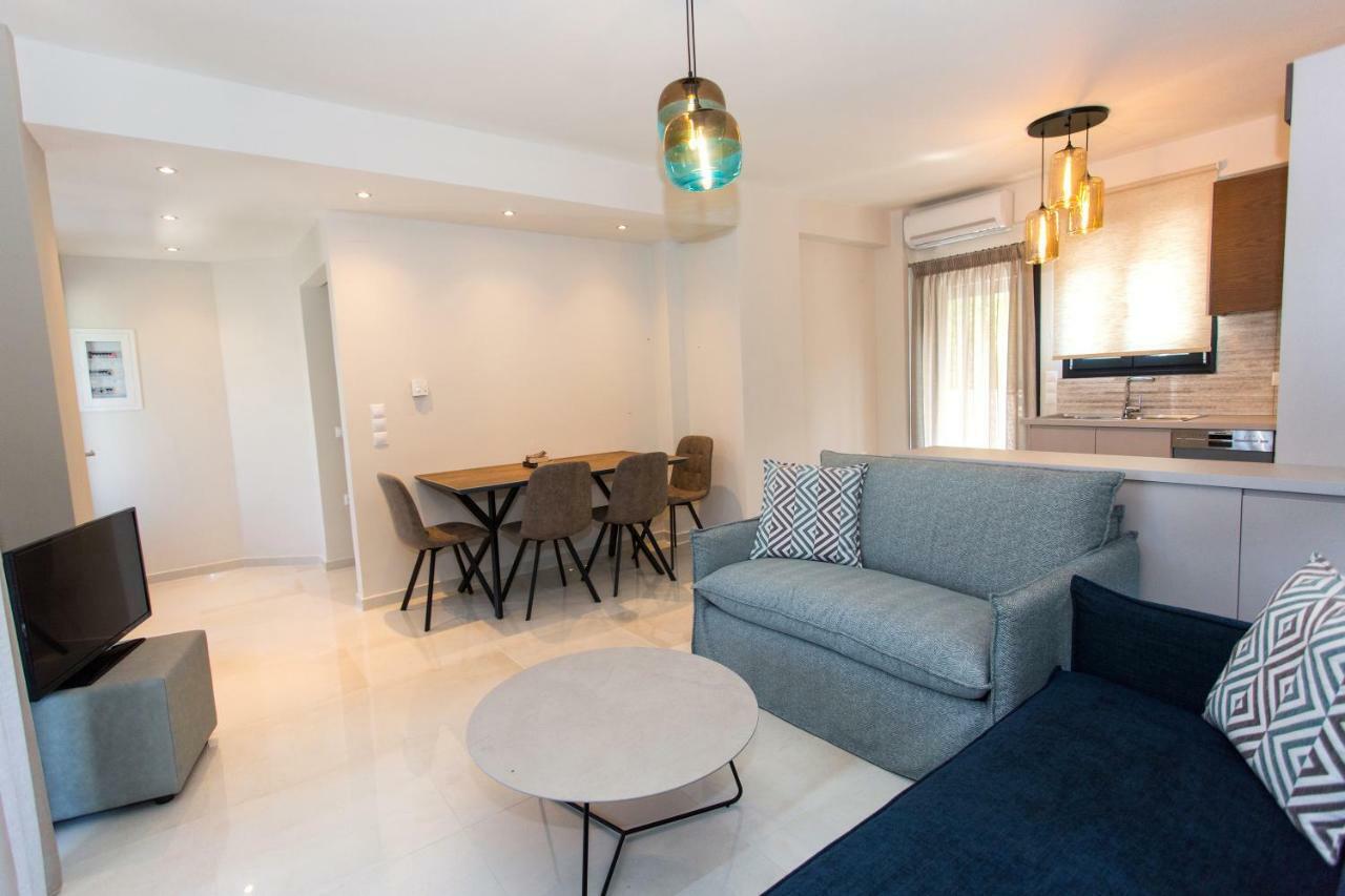 Moonline Maisonettes & Apartments Parga Exterior photo