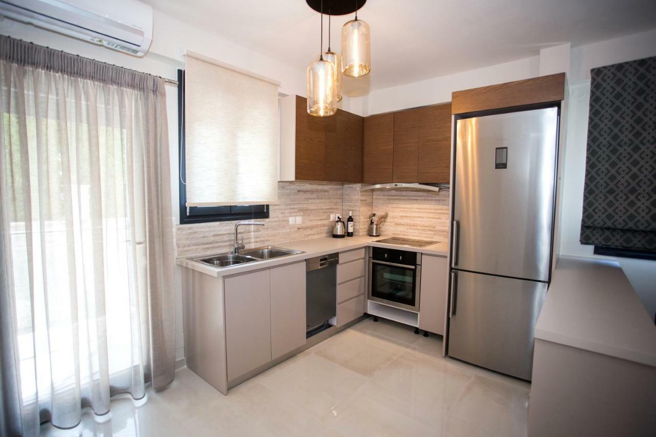 Moonline Maisonettes & Apartments Parga Exterior photo