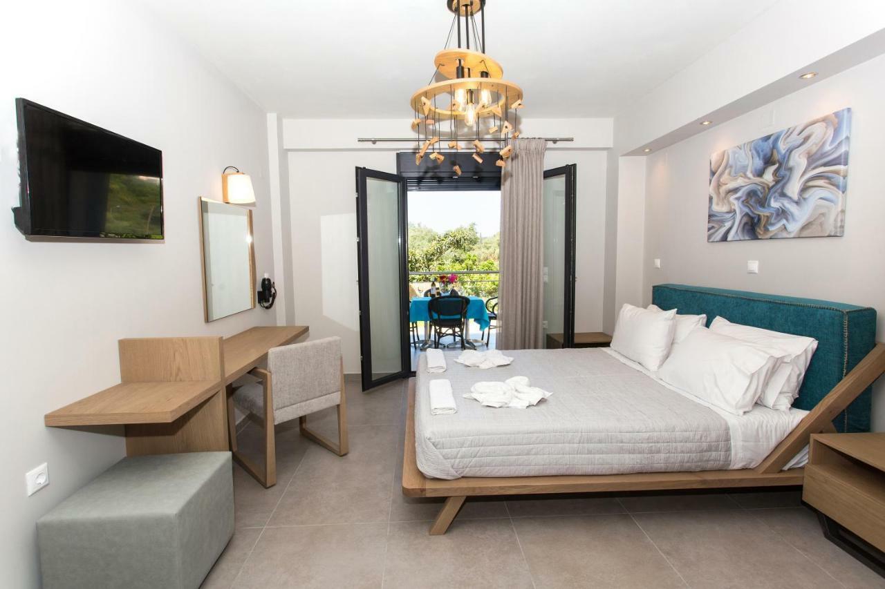 Moonline Maisonettes & Apartments Parga Exterior photo